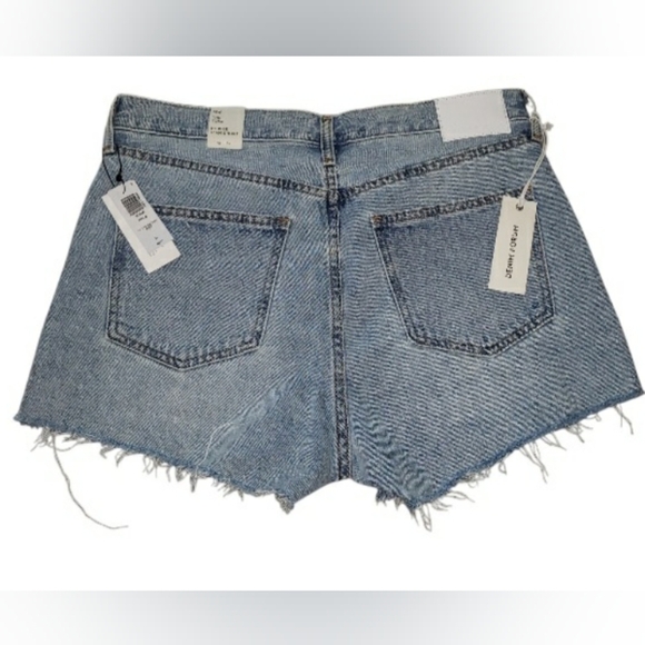 NWT Aritzia The Yoko High Rise Jean Short- 31 - Picture 1 of 3